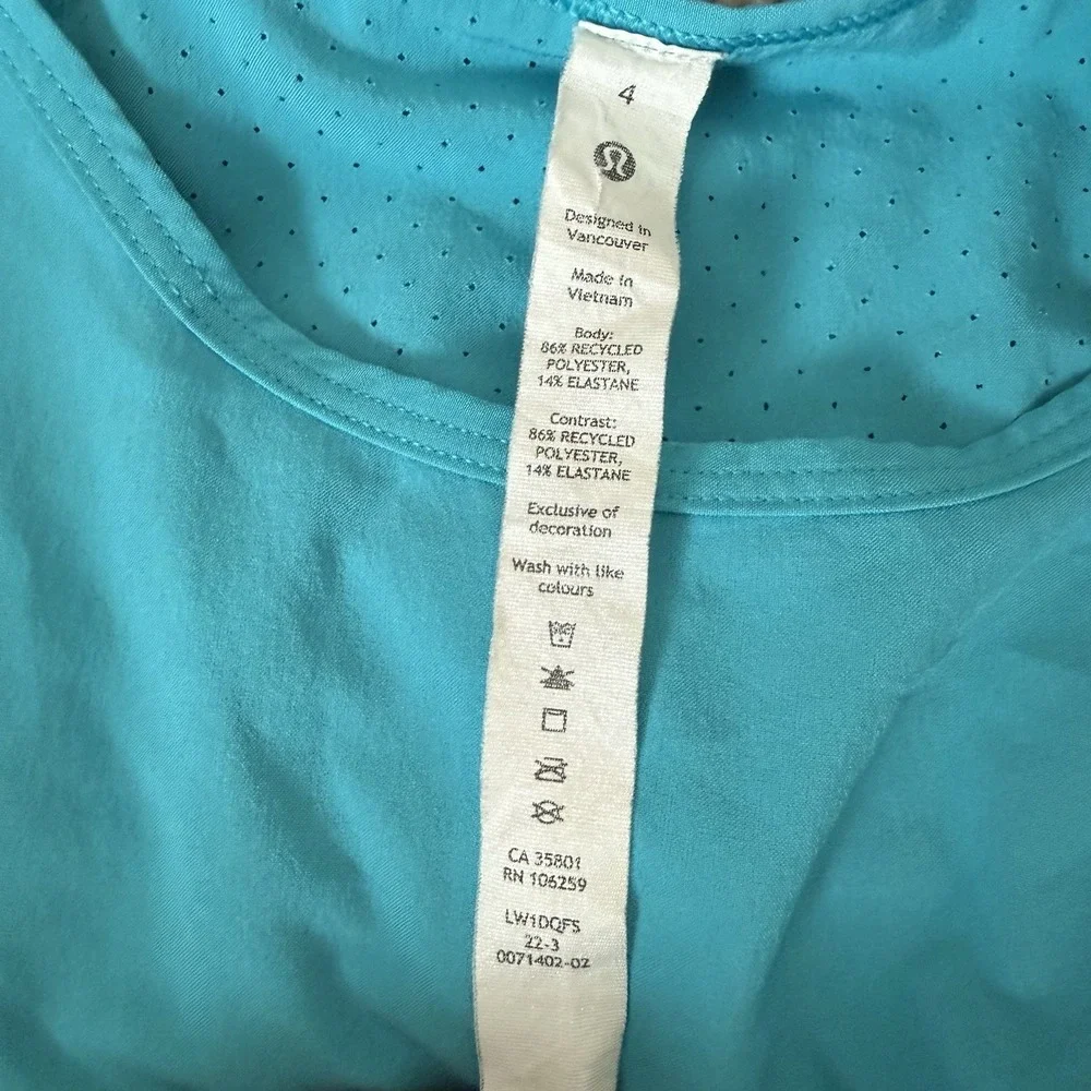 Lululemon Swift Ventilated Racerback Running Tank Top Size 4 Turquoise Tide Blue